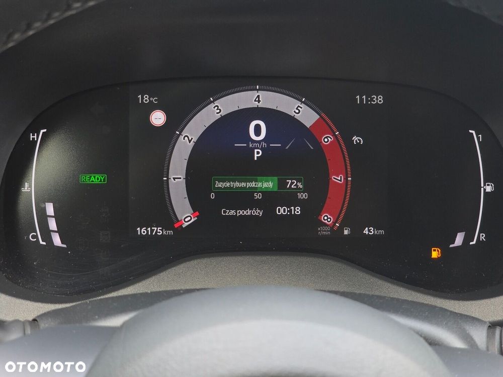 Toyota Yaris Hybrid 1.5 Style - 10