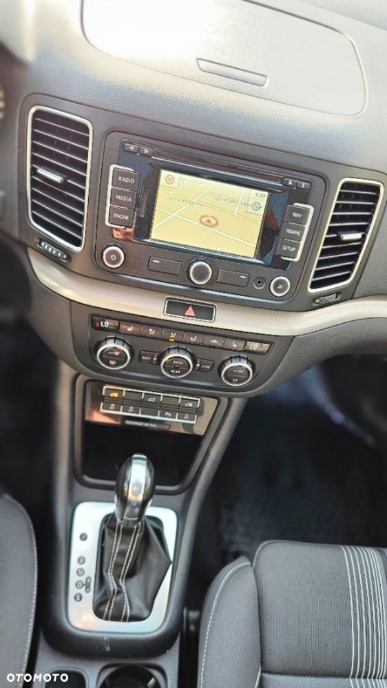 Volkswagen Sharan 2.0 TDI DSG BlueMotion Technology Match - 26