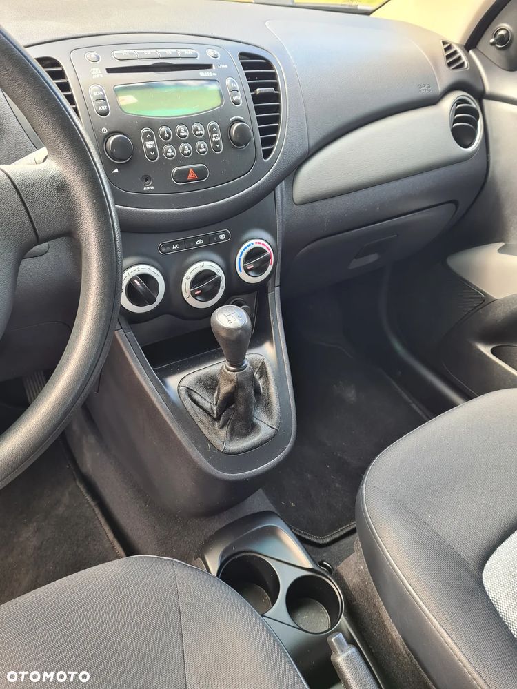 Hyundai i10 1.1 - 7