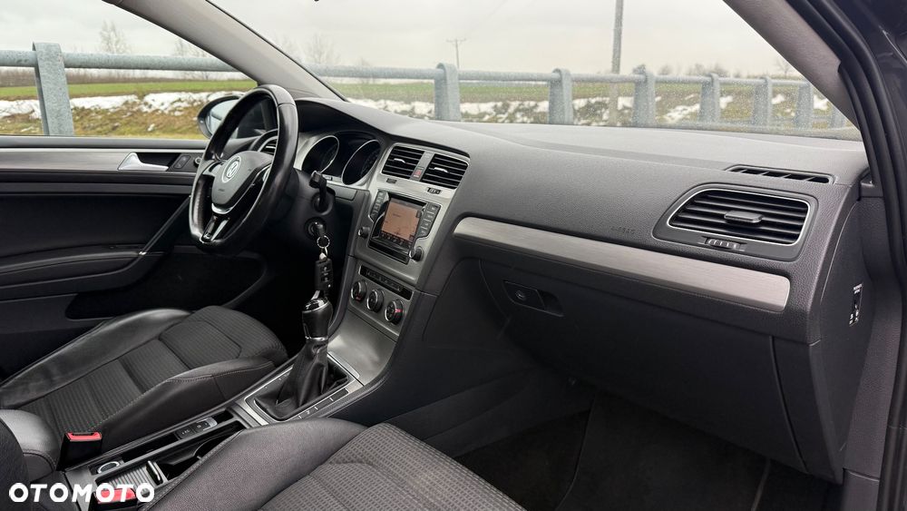 Volkswagen Golf 1.6 BlueTDI Comfortline - 24