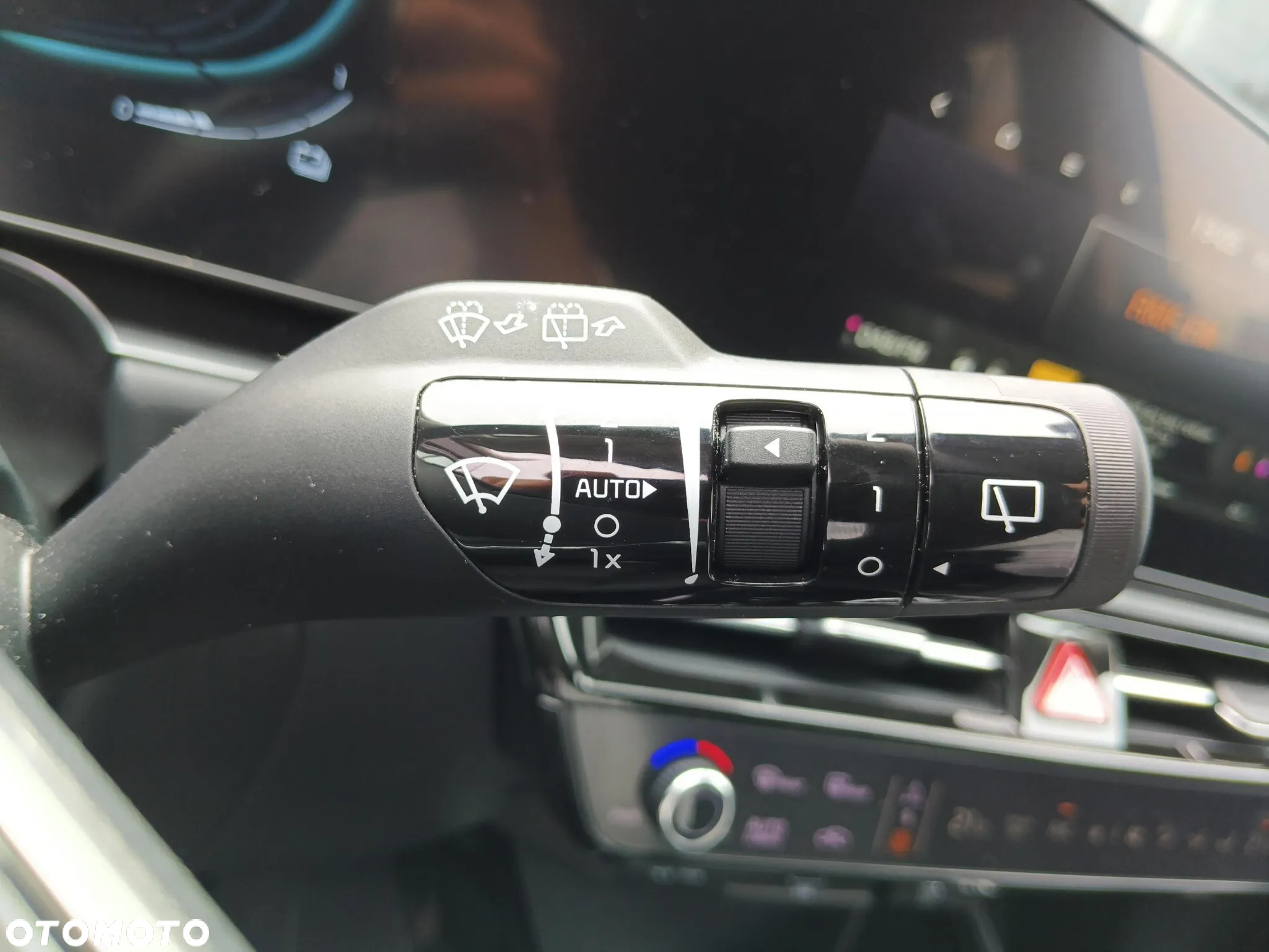 Kia Niro 1.6 GDI Hybrid L - 24