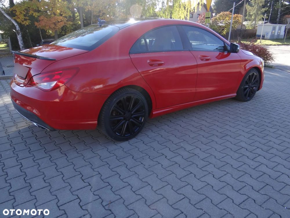 Mercedes-Benz CLA 250 7G-DCT Edition 1 - 16