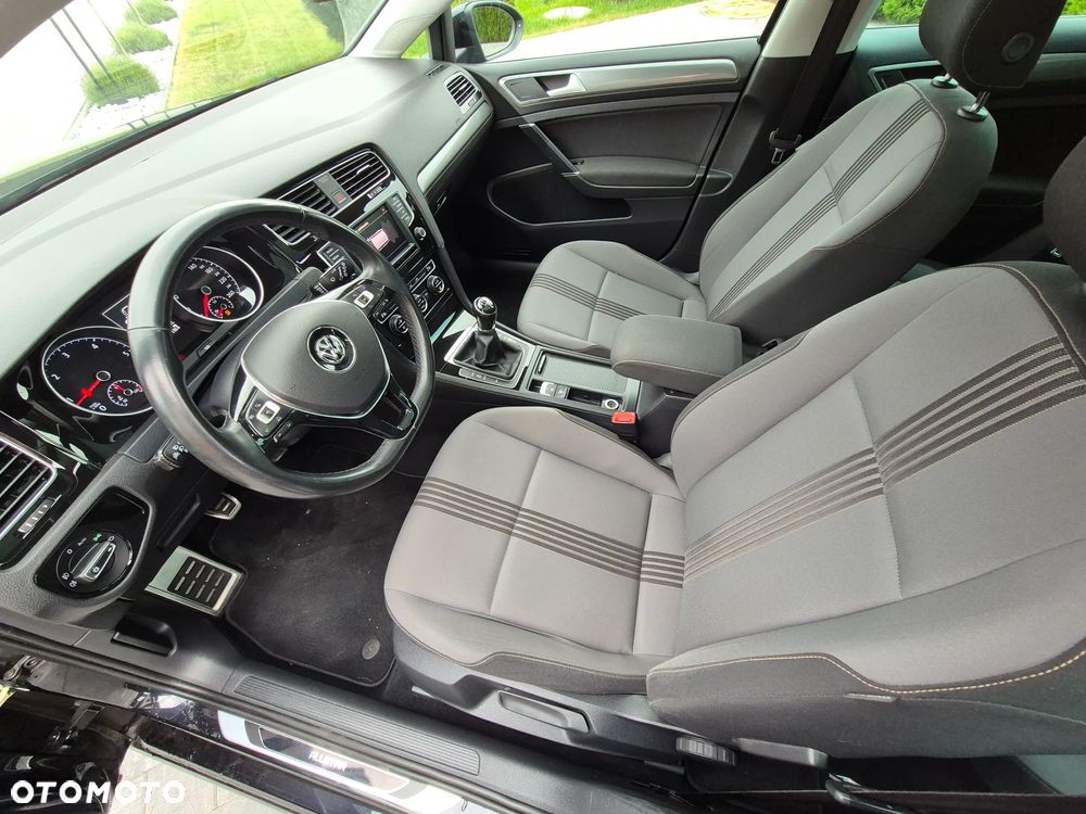 Volkswagen Golf 1.6 TDI BlueMotion Technology Allstar - 6