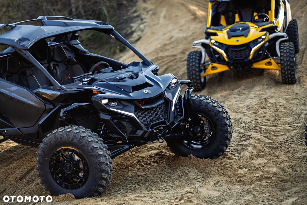Can-Am Maverick - 14