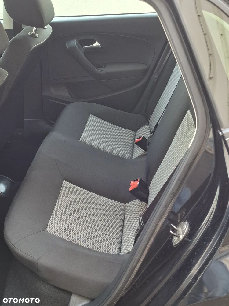 Volkswagen Polo - 18