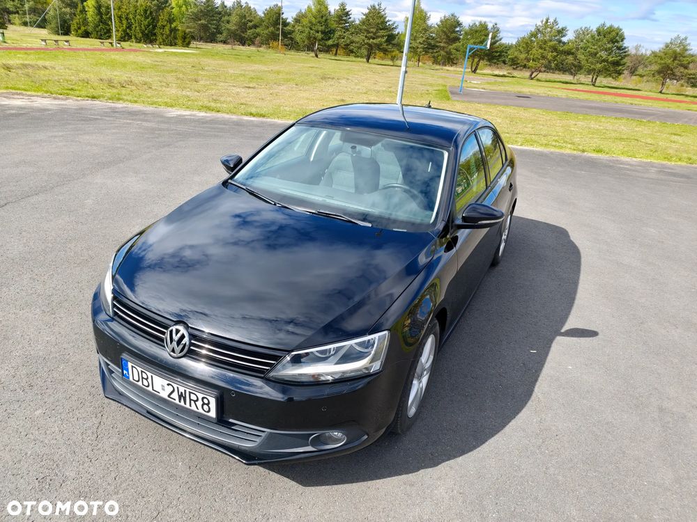 Volkswagen Jetta 1.4 TSI Comfortline - 12