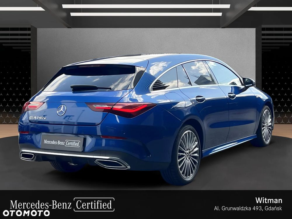 Mercedes-Benz CLA - 2