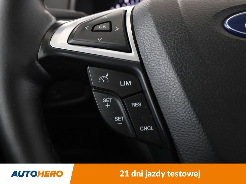 Ford S-Max - 29