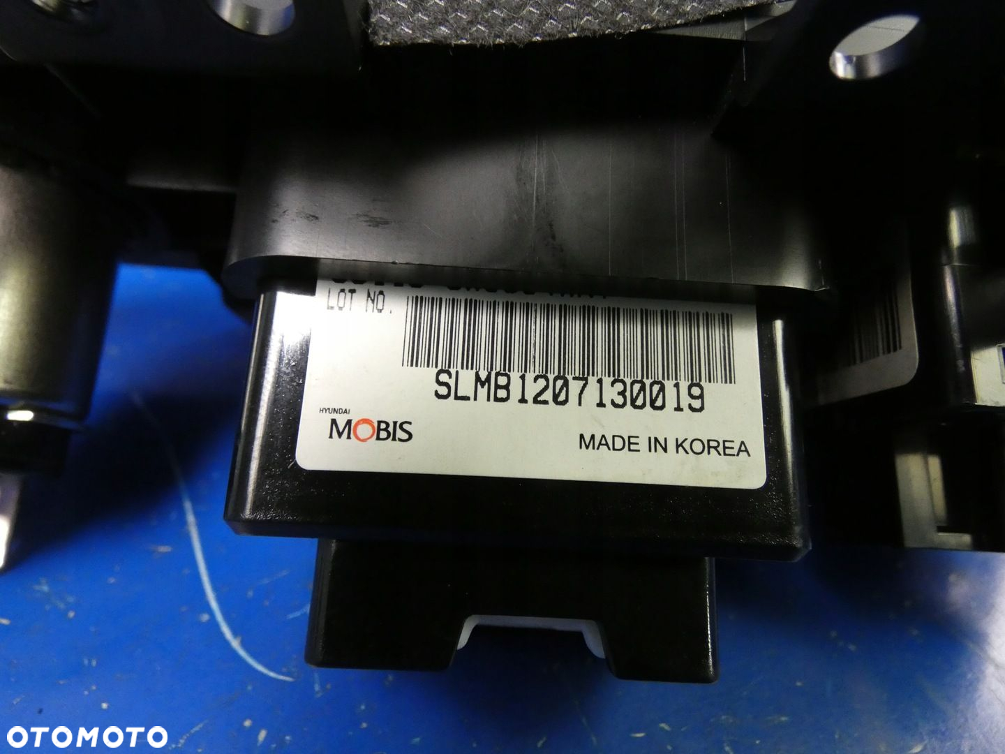 KIA SPORTAGE III GNIAZDO USB AUX 12V - 2