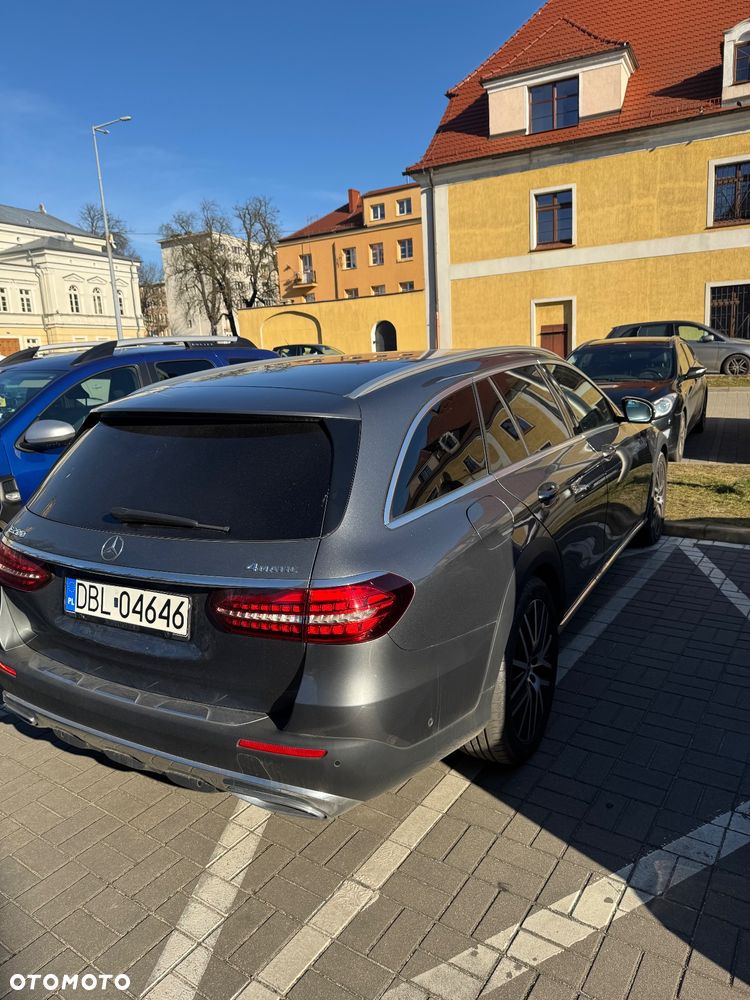 Mercedes-Benz Klasa E 200 4Matic T All-Terrain 9G-TRONIC Avantgarde - 5