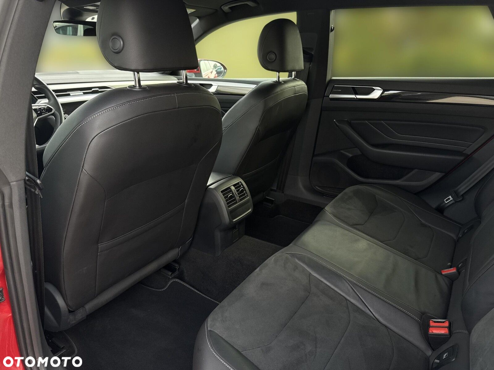 Volkswagen Arteon 2.0 TSI R-Line DSG - 14