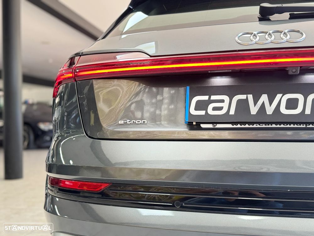 Audi e-tron 55 quattro S line - 41