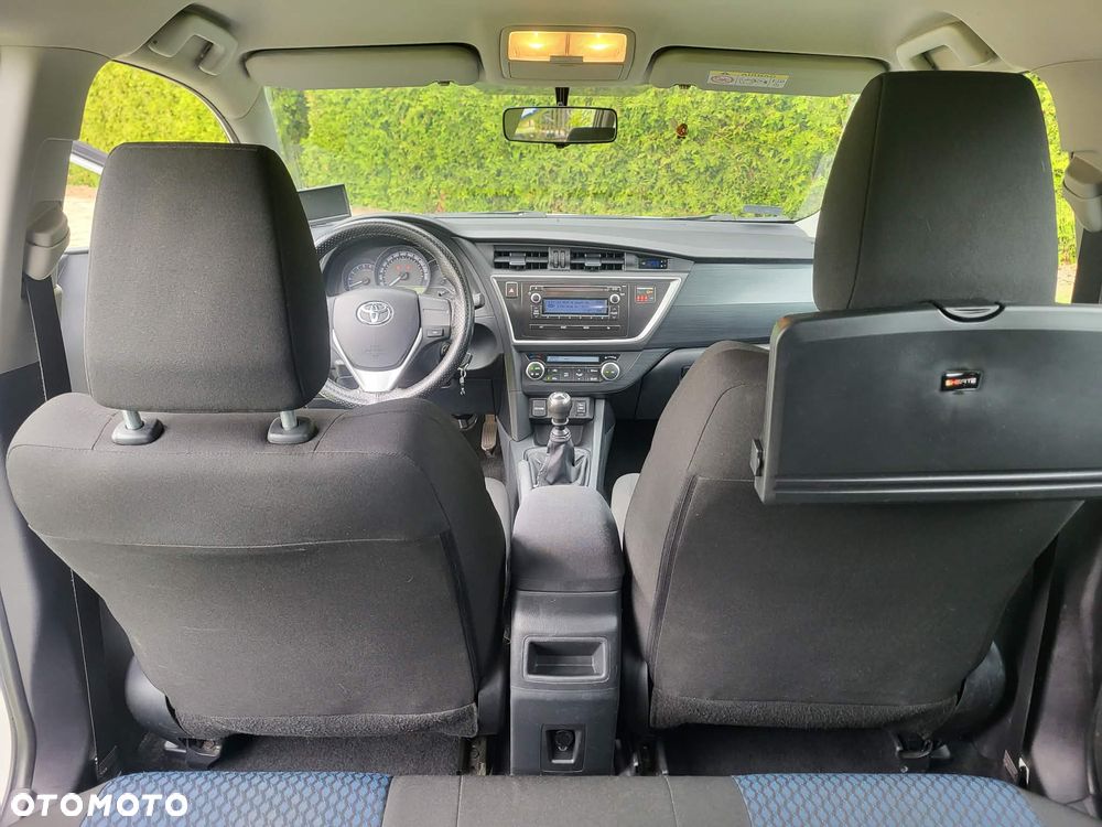 Toyota Auris 1.4 D-4D Active - 10