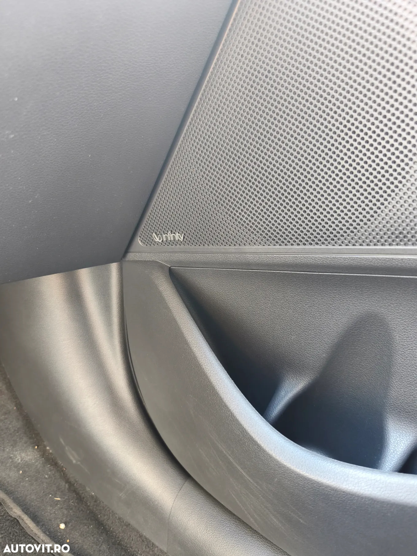 Hyundai IONIQ Hybrid 1.6 GDI - 11