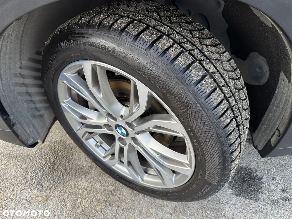 BMW X1 sDrive18d Sport Line - 35