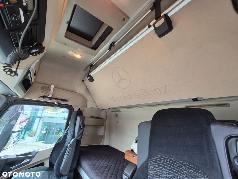 Mercedes-Benz Actros 4163 8X4 / SUPER STAN / MOCNY CIĄGNIK / UNIKATOWY / SERWISOWANY / BEZWYPADKOWY / EURO 6 / OKAZJA! - 27