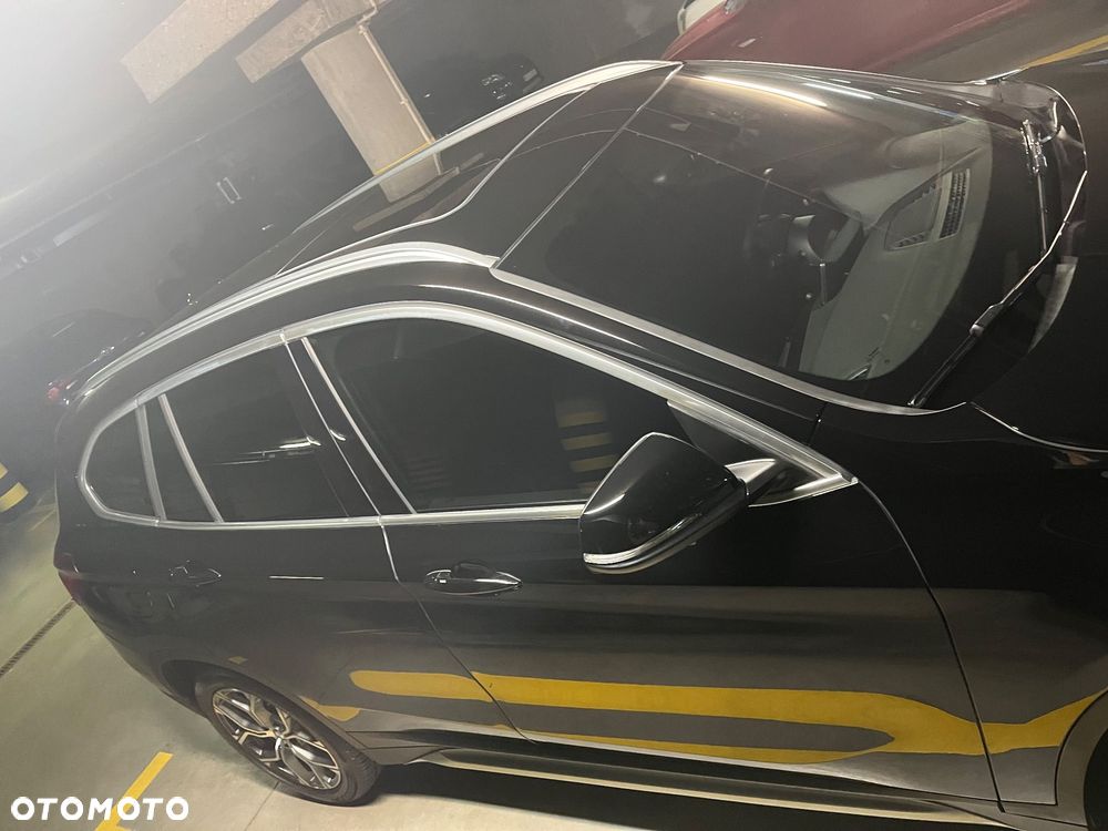 BMW X1 xDrive25i Sport Line - 13