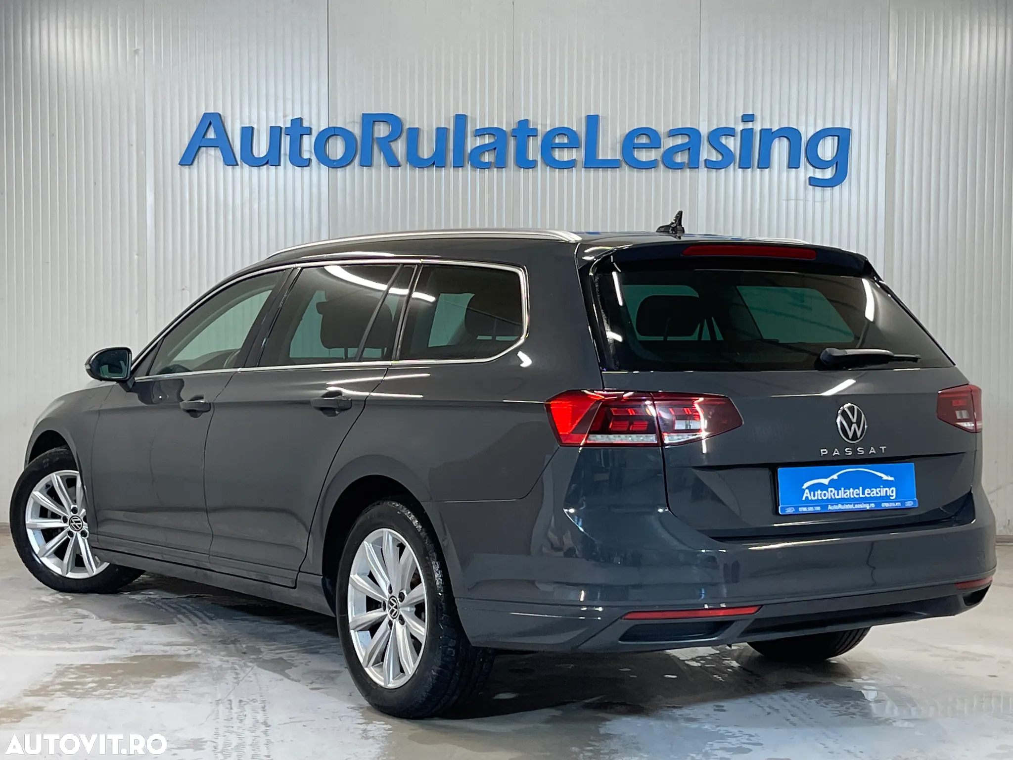 Volkswagen Passat Variant 2.0 TDI DSG Comfortline - 4