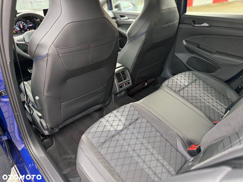 Volkswagen Golf Variant - 17