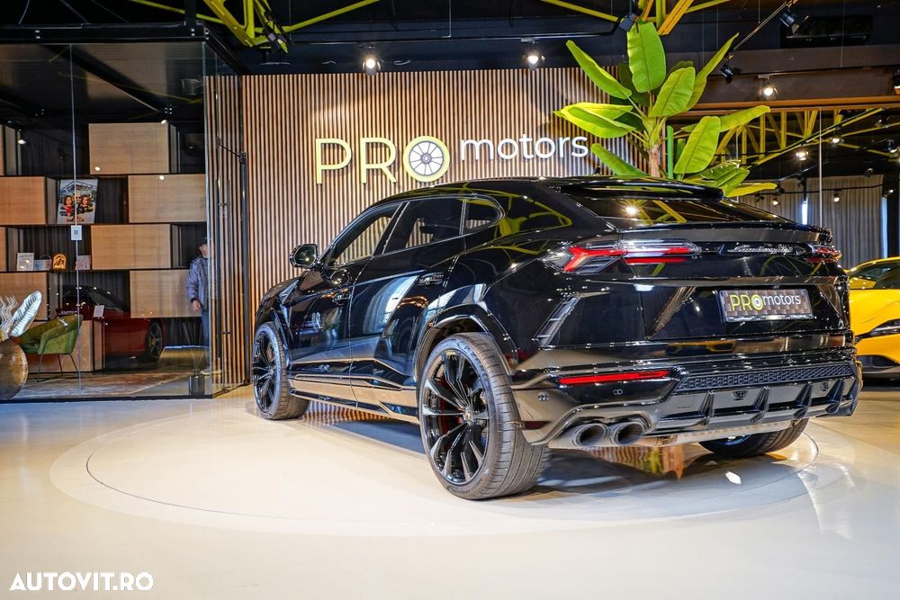 Lamborghini URUS - 2