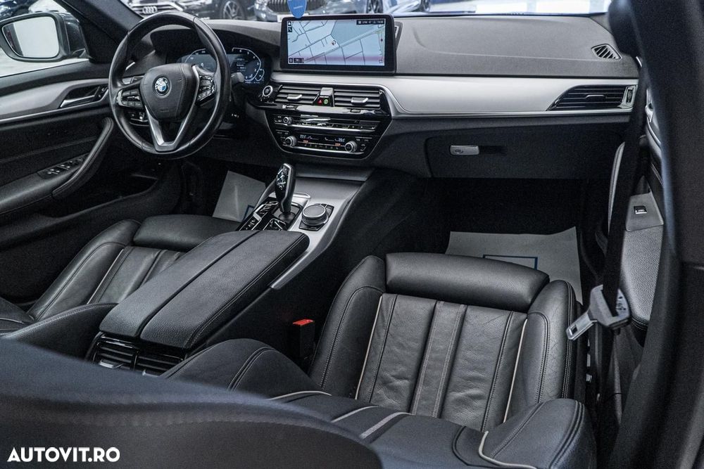 BMW Seria 5 530e Aut. Luxury Line - 2