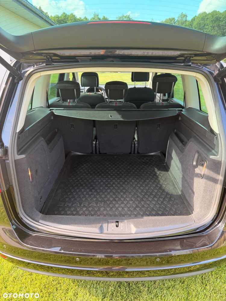 Volkswagen Sharan 2.0 TDI Highline DSG - 10