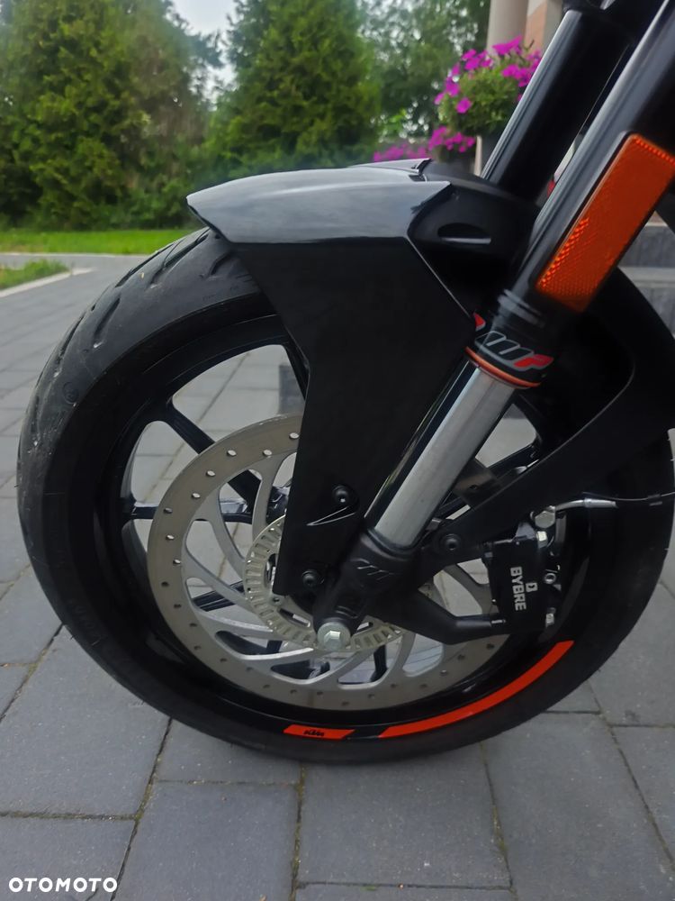 KTM Duke - 22