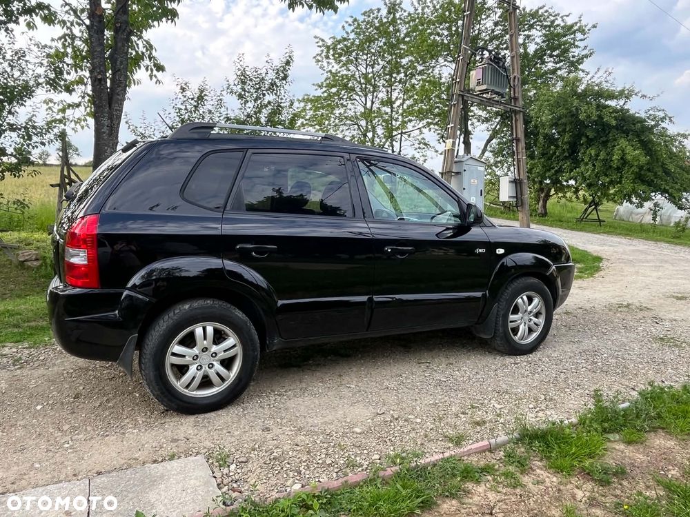 Hyundai Tucson - 2