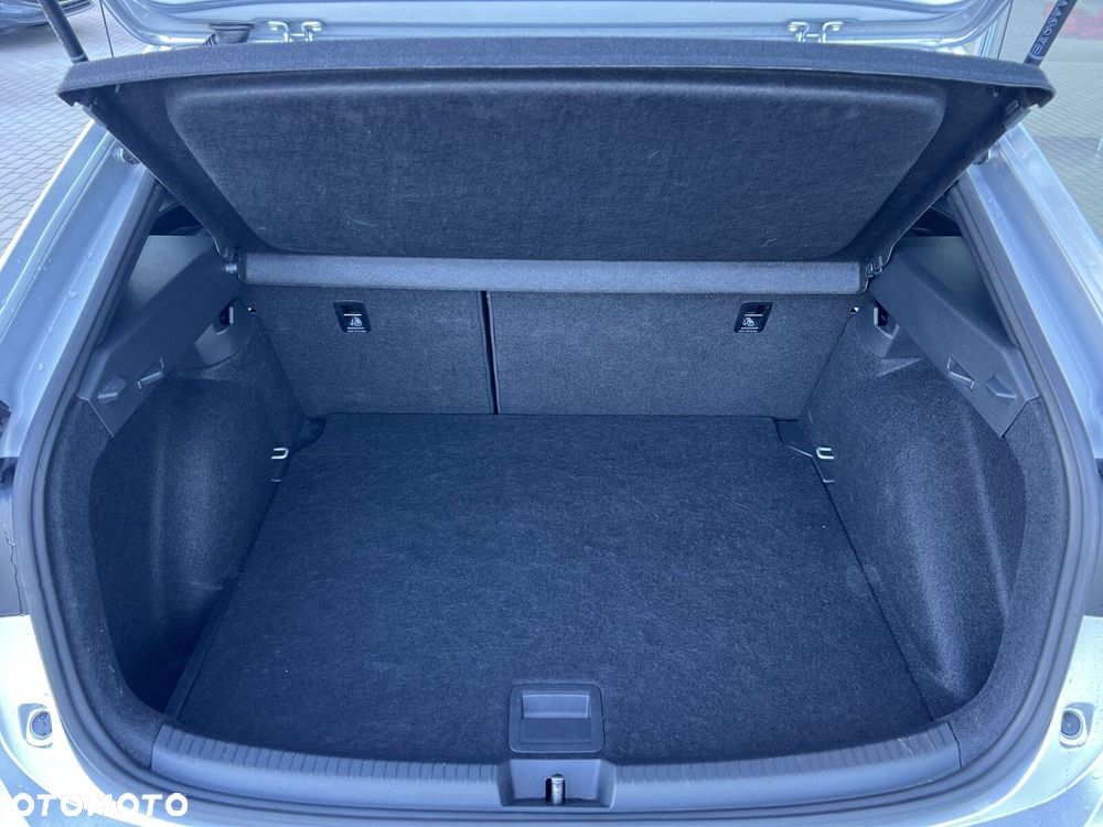 Volkswagen Taigo 1.0 TSI R-Line DSG - 33