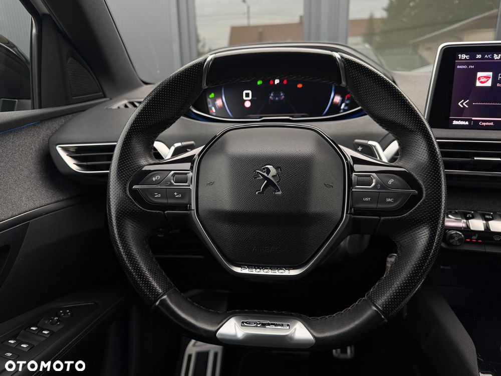 Peugeot 3008 1.6 PureTech GPF GT Line S&S EAT8 - 29