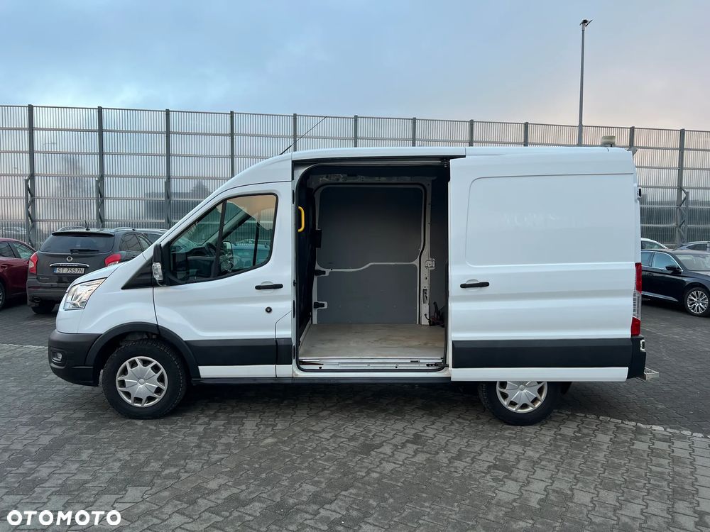 Ford Transit - 11