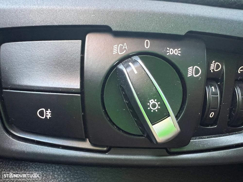 BMW 216 Gran Tourer - 16