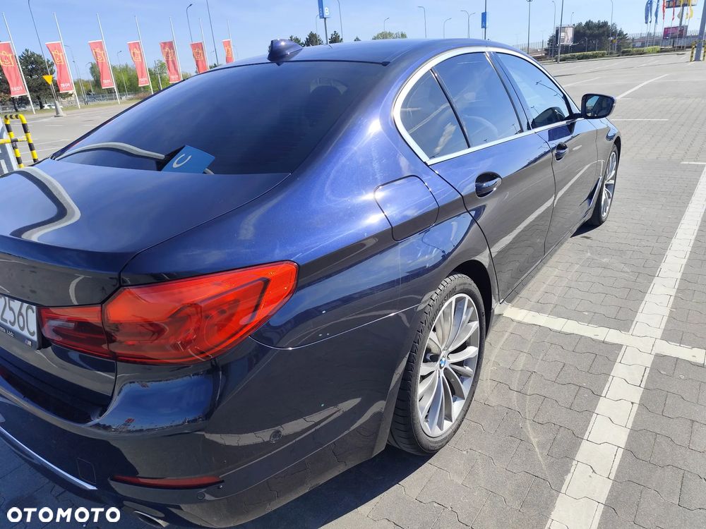 BMW Seria 5 530i GPF xDrive Luxury Line - 8