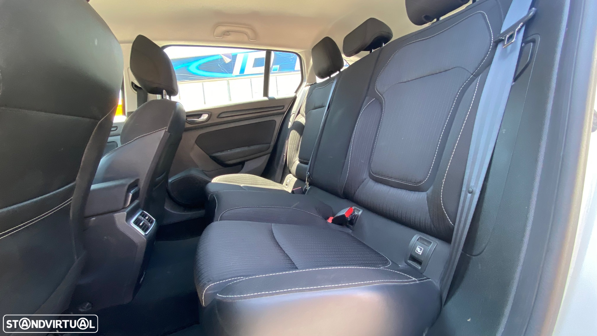 Renault Mégane Sport Tourer dCi 90 FAP Paris - 25