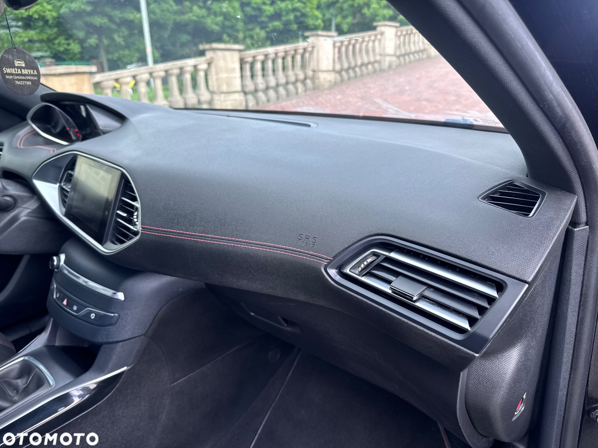 Peugeot 308 1.2 PureTech Allure S&S - 34