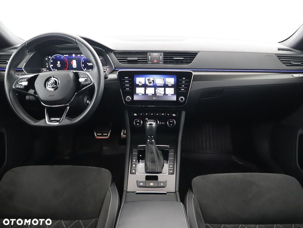 Skoda Superb 2.0 TDI SCR Sportline DSG - 13