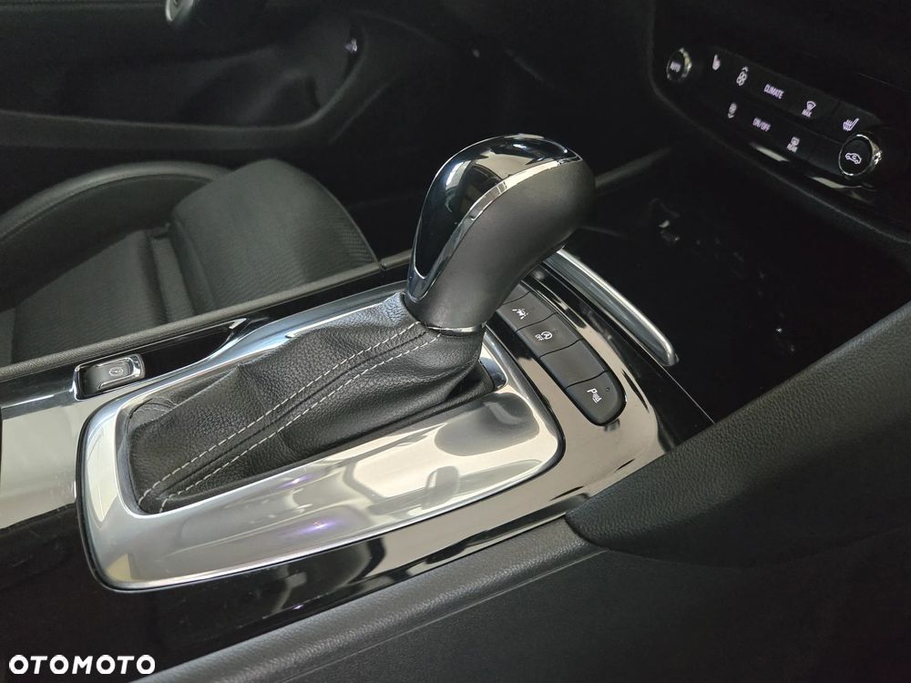 Opel Insignia 2.0 Ultimate Exclusive - 29
