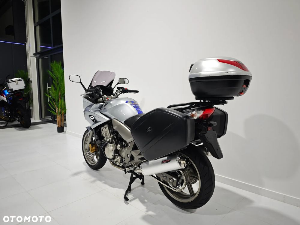 Honda CBF - 24