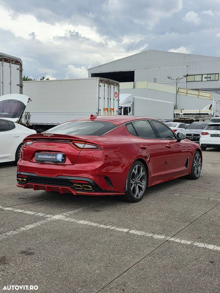 Kia Stinger 2.0 T-GDI RWD GT Line - 6