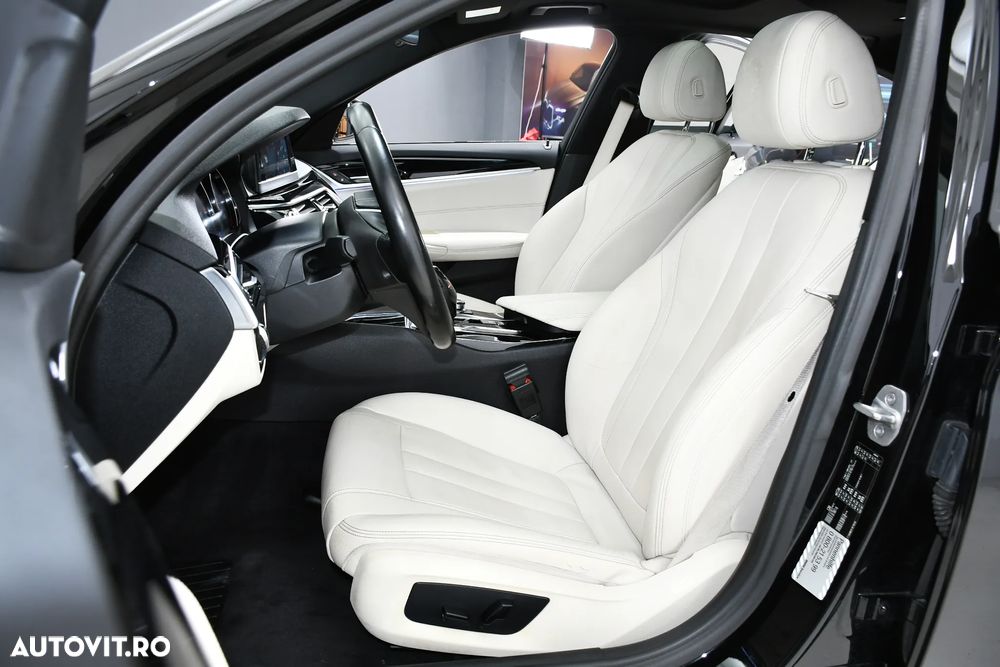 BMW Seria 5 520d Aut. - 13