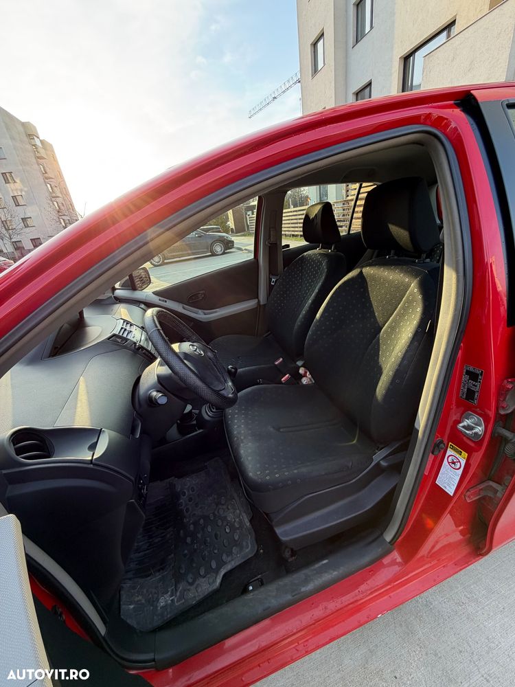Toyota Yaris 1.0 Aqua - 6