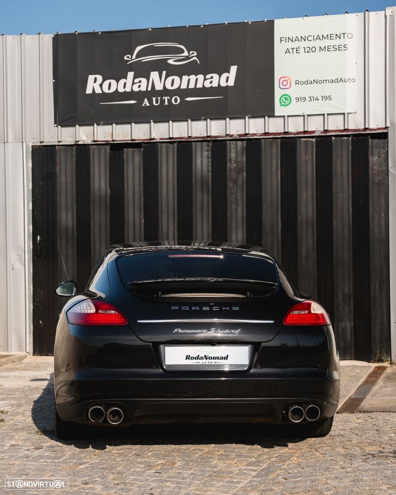 Porsche Panamera 2012 photo 3