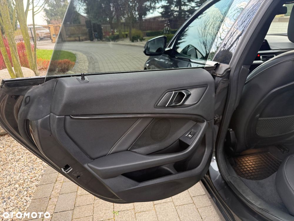 BMW Seria 2 220d Sport Line sport - 16