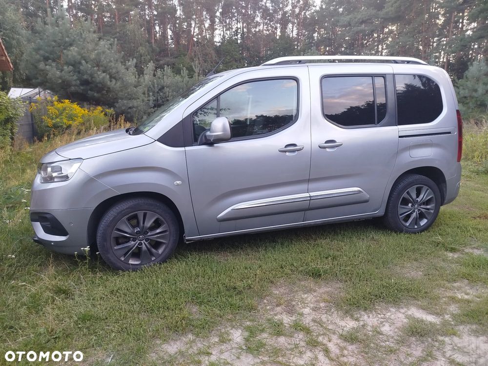 Toyota Proace City Verso 1.5 D-4D Family - 2