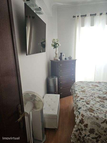 Vendo T2  Agualva Cacém Colaride - Grande imagem: 5/8