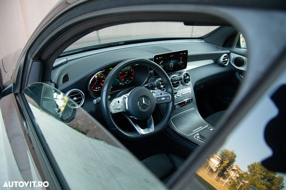 Mercedes-Benz GLC Coupe 200 4Matic 9G-TRONIC AMG Line - 8