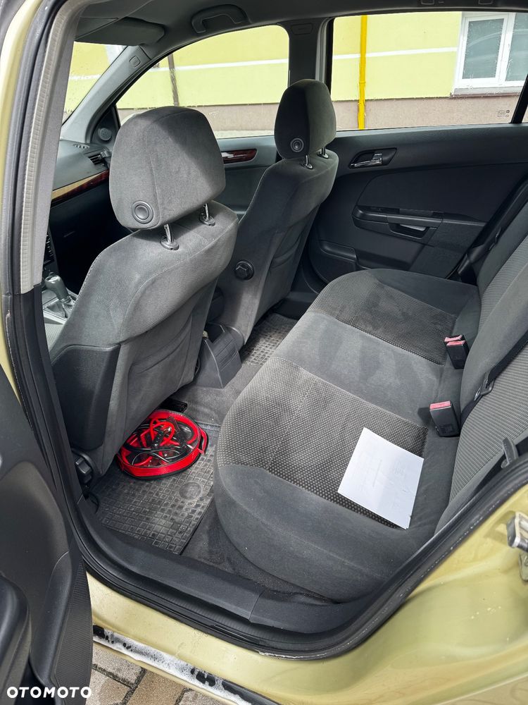 Opel Astra ver-iii-1-7-cdti - 2
