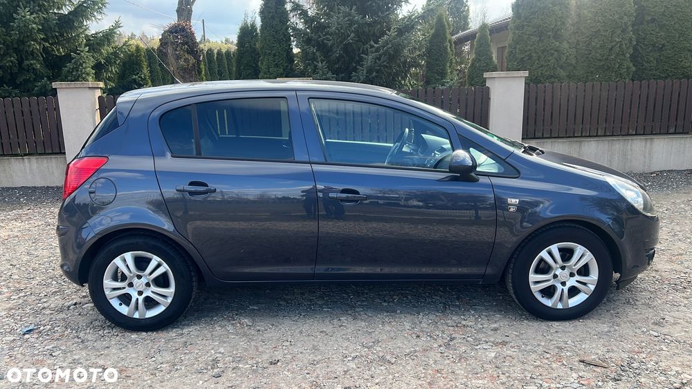 Opel Corsa - 2