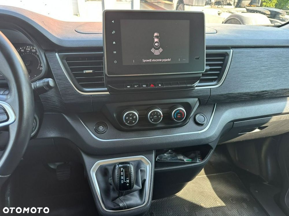 Renault Trafic - 21