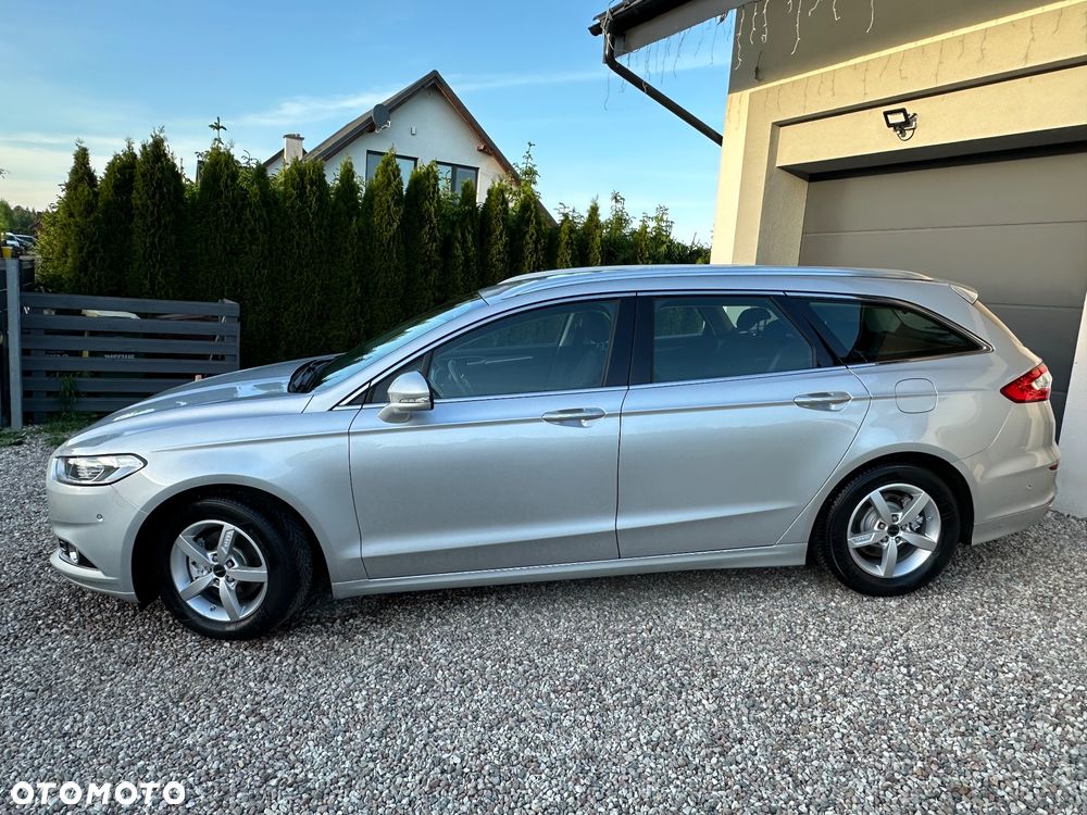Ford Mondeo 2.0 TDCi STart-Stopp PowerShift-Aut Titanium - 4